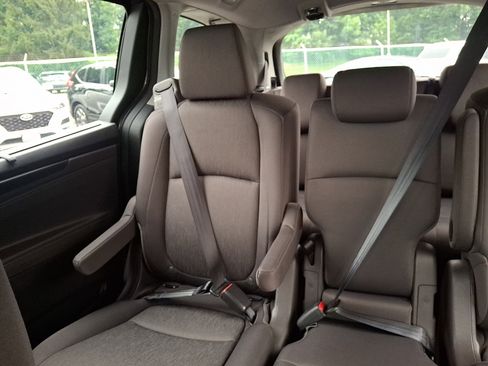 Used 2019 Honda Odyssey EX image 18