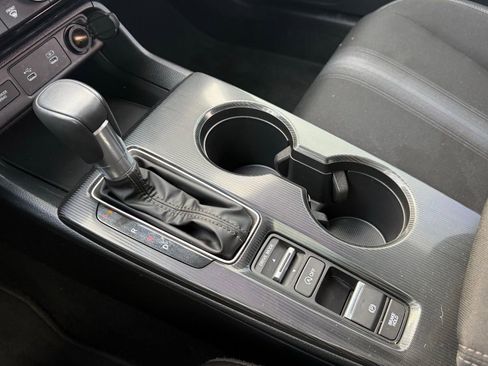 Used 2025 Honda Civic Sport image 15