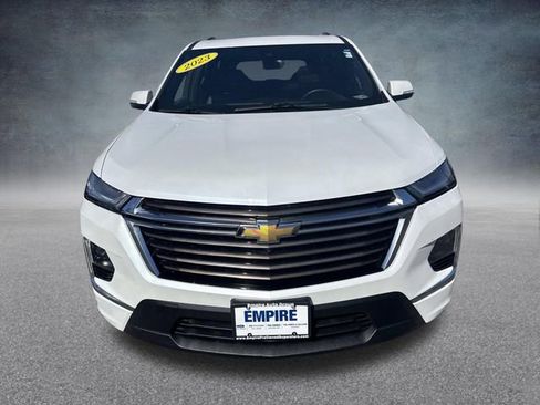 Used 2023 Chevrolet Traverse High Country image 13