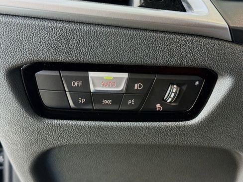 New 2026 BMW 330i 330i w/ M Sport Package image 10