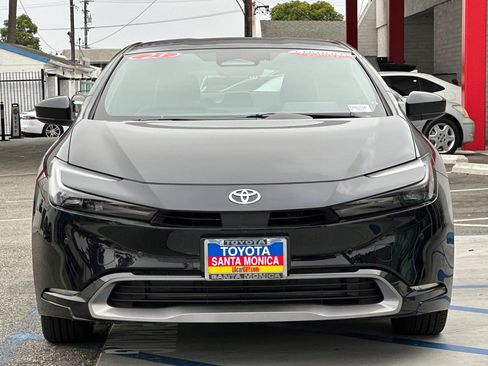 Certified 2023 Toyota Prius XLE FWD image 9