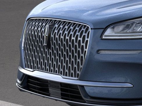 Used 2026 Lincoln Corsair Premiere image 17