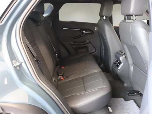 Used 2024 Land Rover Range Rover Evoque Dynamic SE image 16