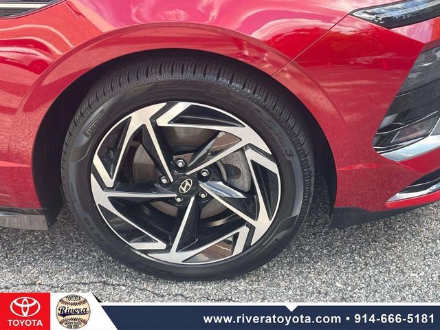Used 2024 Hyundai Sonata SEL w/ Convenience Package FWD image 10