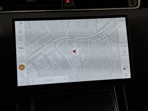 New 2024 Land Rover Range Rover Evoque Dynamic SE image 15