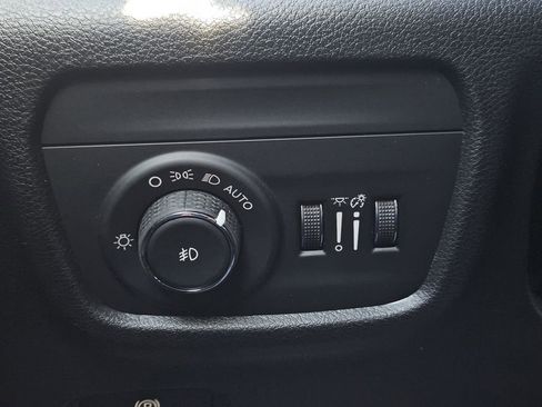 New 2025 Jeep Grand Cherokee Limited image 22