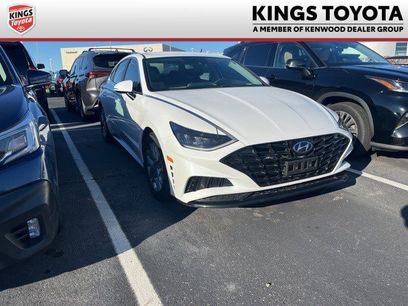 Used 2021 Hyundai Sonata SEL w/ Winter Weather Package