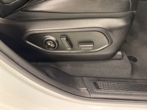 Used 2024 Jeep Grand Cherokee Trailhawk w/ Luxury Tech Group III image 28