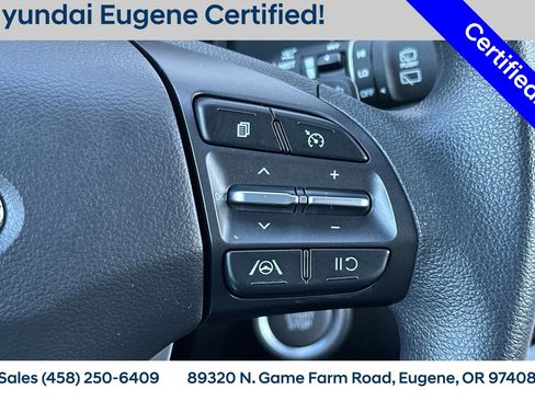 Used 2023 Hyundai Kona SE image 31