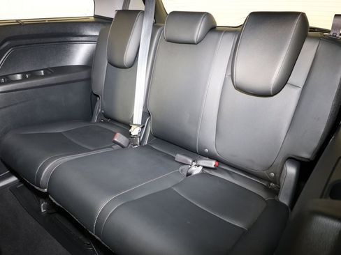 Used 2021 Honda Odyssey Touring image 12