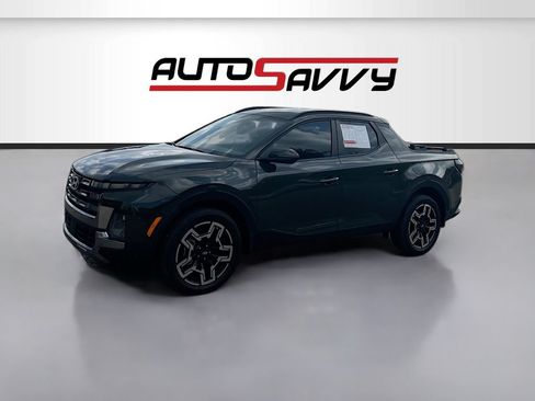 Used 2025 Hyundai Santa Cruz Limited AWD/4WD image 3