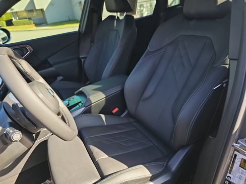 Certified 2025 BMW X3 xDrive30i w/ Premium Package image 16