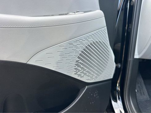 Used 2023 Hyundai Palisade SEL w/ Cargo Package image 34