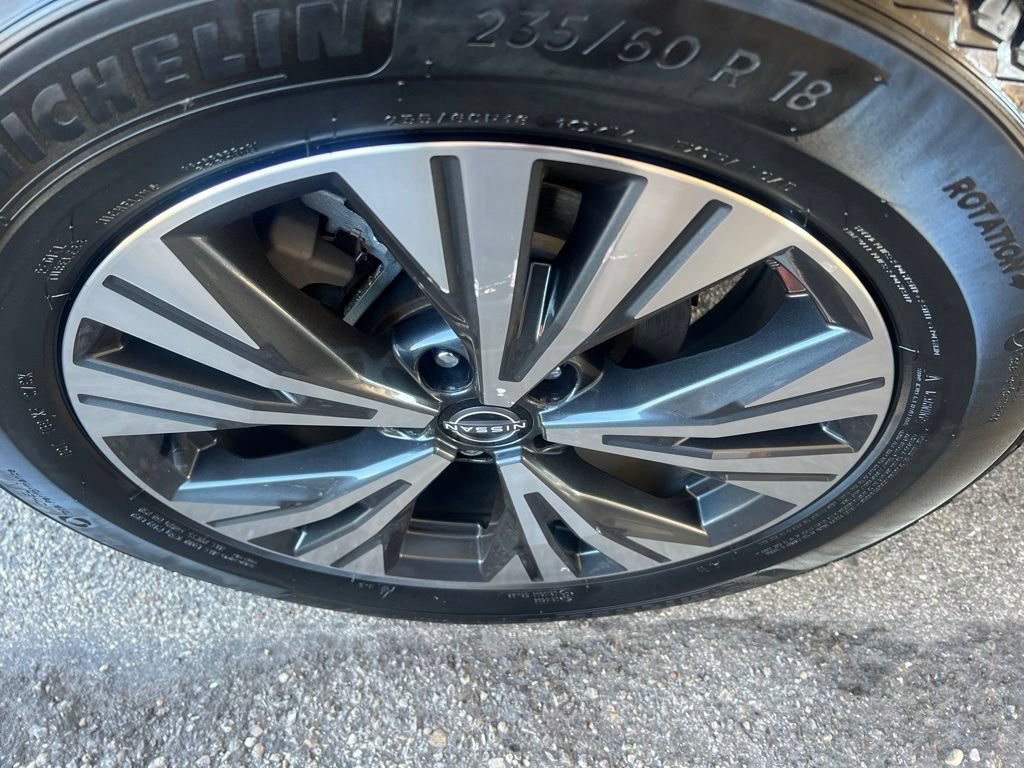 Certified 2023 Nissan Rogue SV AWD/4WD image 41