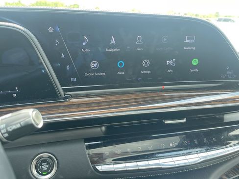 Certified 2023 Cadillac Escalade Premium Luxury w/ Performance Package AWD/4WD image 11