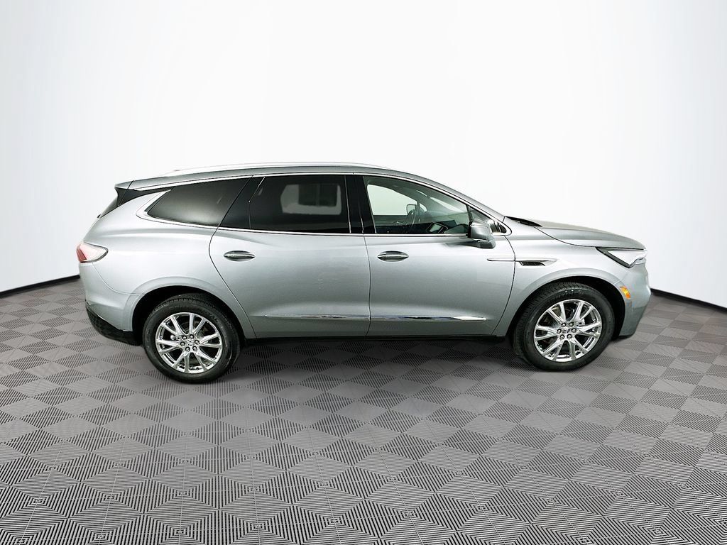 Used 2023 Buick Enclave Premium w/ Experience Buick Package FWD image 11