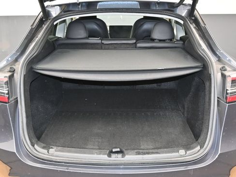 Used 2023 Tesla Model Y Long Range AWD/4WD image 13