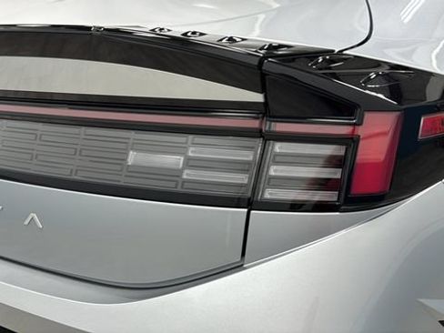 Used 2024 Hyundai Sonata SEL FWD image 34