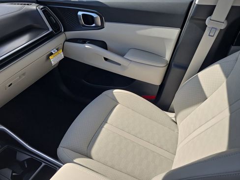 New 2026 Kia Sorento S FWD image 15
