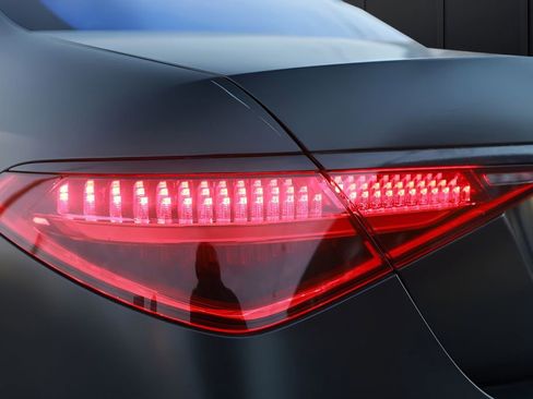 Used 2022 Mercedes-Benz S 500 4MATIC image 29