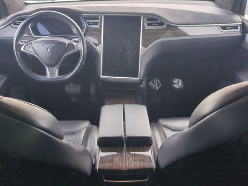 Used 2016 Tesla Model X 90D image 14