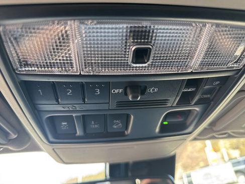 Certified 2020 Toyota 4Runner SR5 Premium image 12