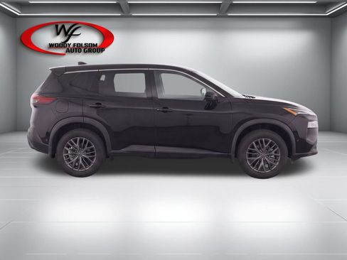 Used 2026 Nissan Rogue S FWD image 9