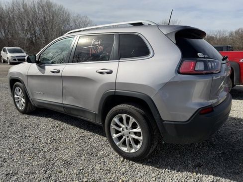 Used 2019 Jeep Cherokee Latitude w/ Popular Appearance Group image 3