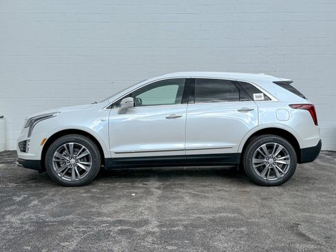 New 2025 Cadillac XT5 Premium Luxury w/ LPO, Floor Liner Package image 8