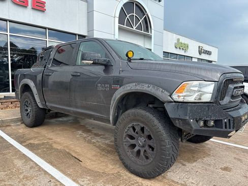 Used 2018 RAM 1500 Lone Star AWD/4WD image 1