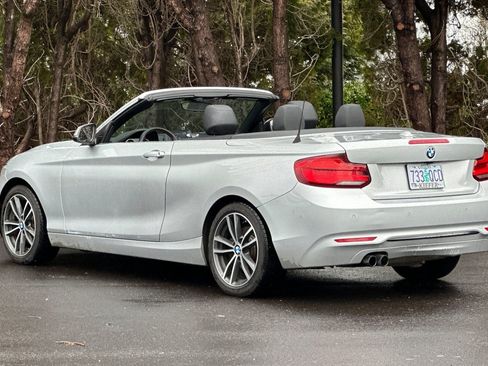Used 2018 BMW 230i Convertible RWD image 6