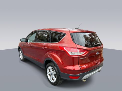 Used 2014 Ford Escape SE image 5