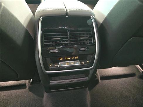 Used 2026 BMW X6 M60i AWD/4WD image 15