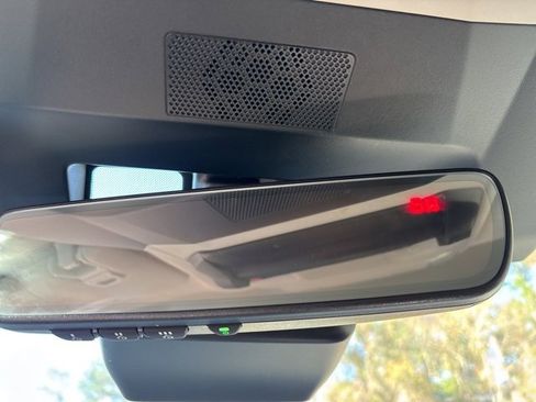 Certified 2024 Subaru Ascent Premium w/ Convenience Package image 18