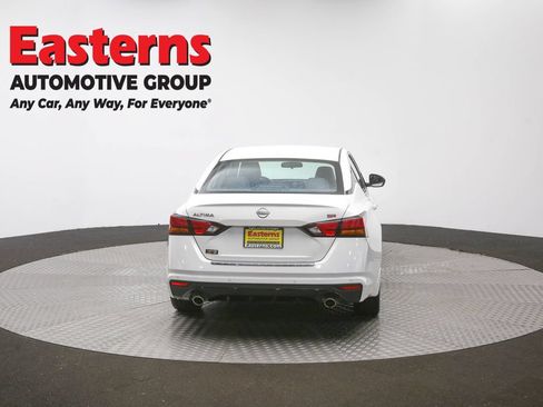 Used 2023 Nissan Altima 2.5 SR FWD image 36