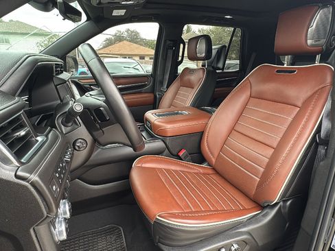 Used 2024 GMC Yukon Denali Ultimate image 14