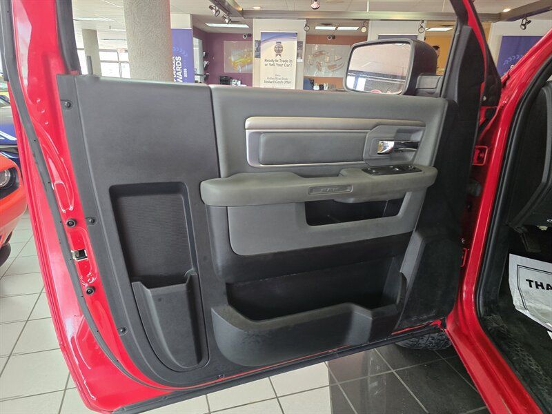 Used 2013 RAM 1500 Express AWD/4WD image 8