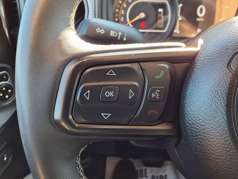 Used 2025 Jeep Wrangler Sport S image 69