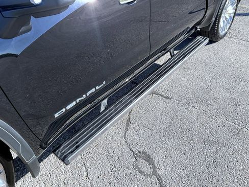Used 2019 GMC Sierra 1500 Denali w/ Denali Ultimate Package image 21