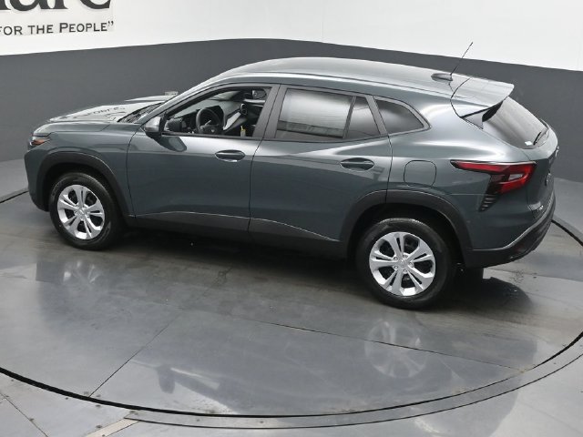 New 2026 Chevrolet Trax LS FWD image 20