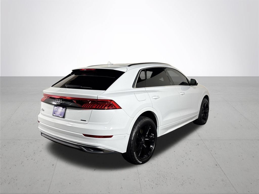 Used 2023 Audi Q8 Premium w/ Convenience Package AWD/4WD image 6