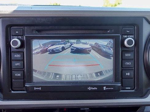 Used 2018 Toyota Tacoma SR5 RWD image 26