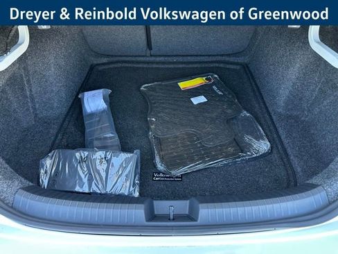 New 2026 Volkswagen Jetta SE image 31