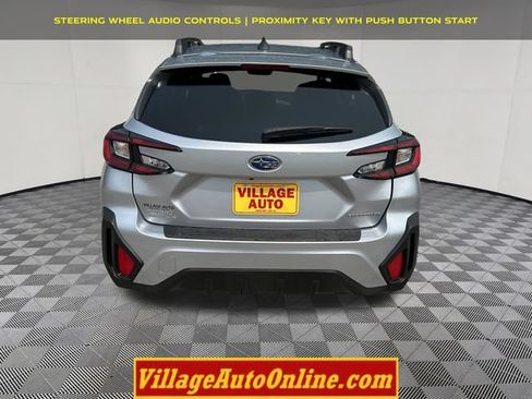 Used 2024 Subaru Crosstrek 2.0i Premium AWD/4WD image 3