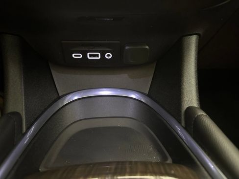 Used 2022 Chevrolet Malibu Premier FWD image 32