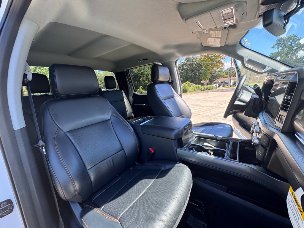Used 2026 Ford F250 Lariat AWD/4WD image 24