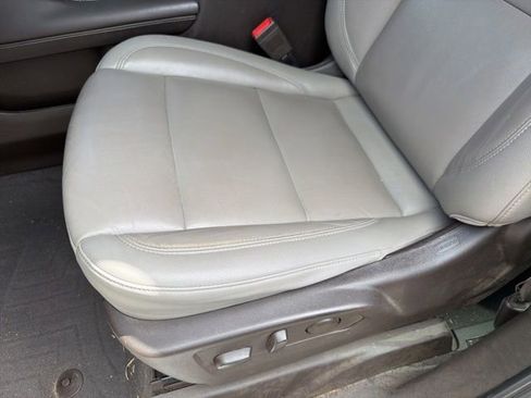 Used 2021 Chevrolet Tahoe LT AWD/4WD image 19
