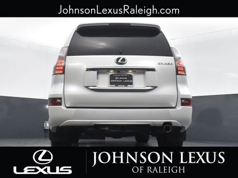 Used 2020 Lexus GX 460 Premium image 14