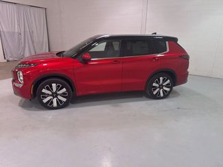 New 2025 Mitsubishi Outlander SEL video 2