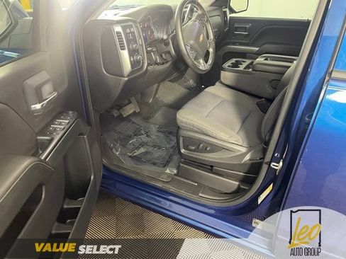 Used 2018 Chevrolet Silverado 1500 LT w/ All Star Edition AWD/4WD image 6